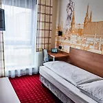 Mcdreams Muenchen - Messe Hotel 2*