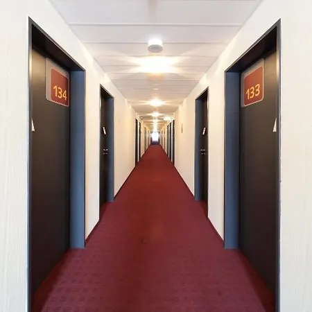 Mcdreams Muenchen - Messe 2*